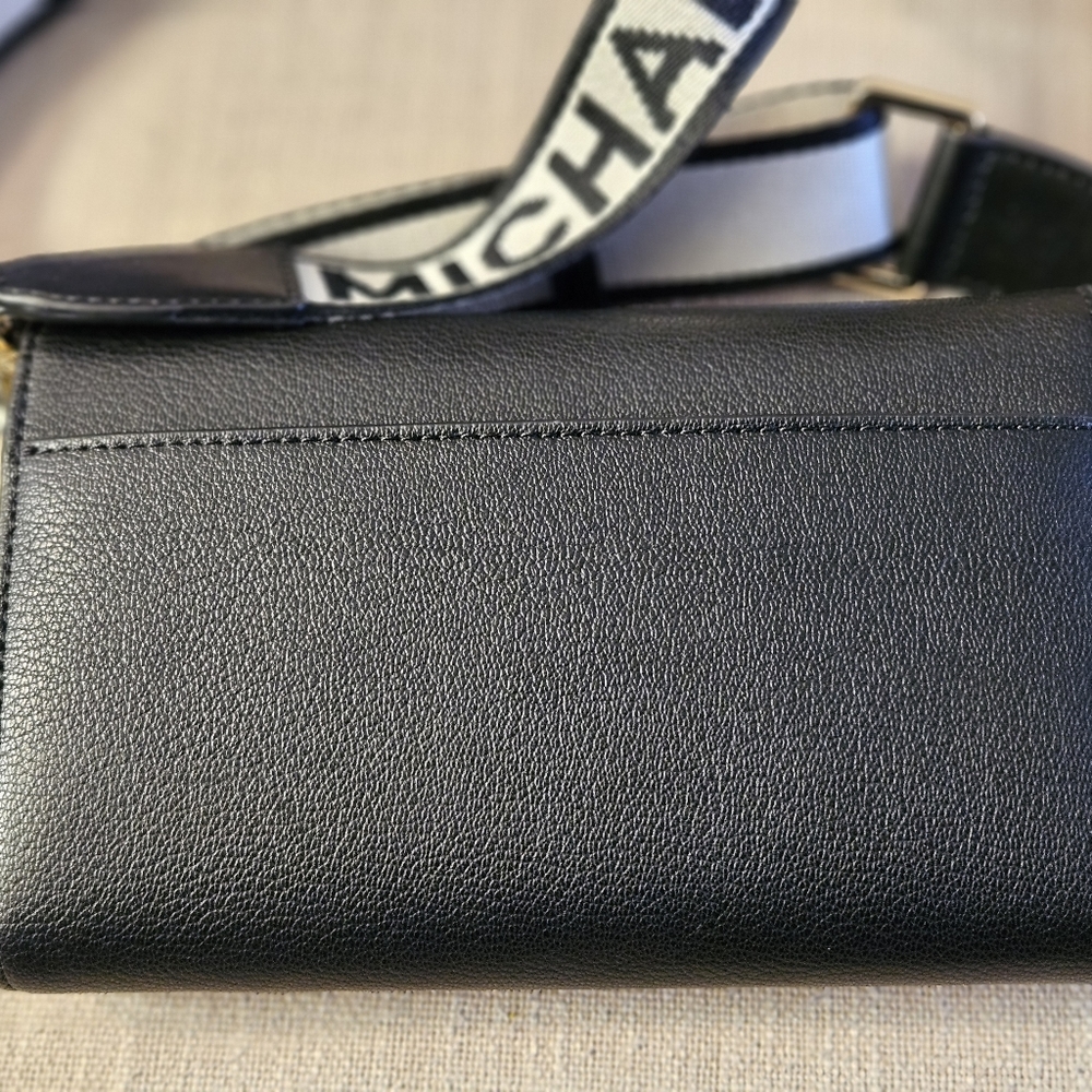 Michael Kors crossbody bag